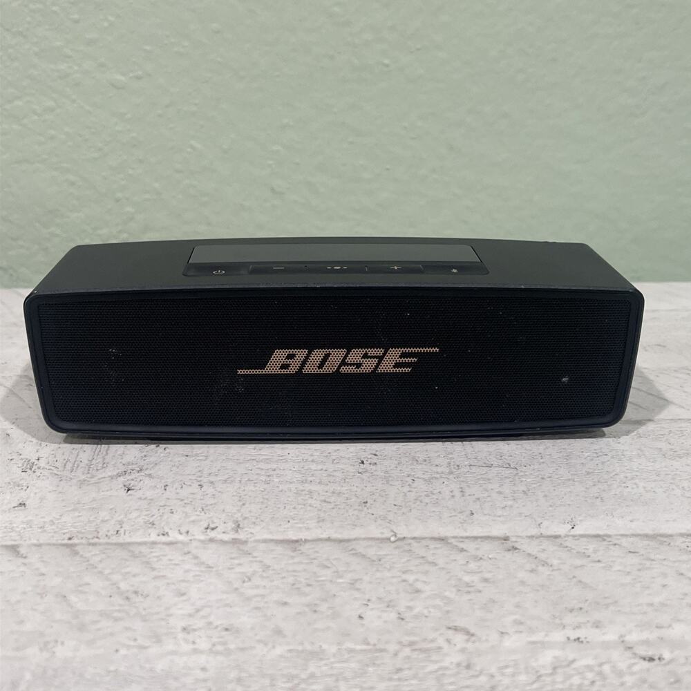 Bose SoundLink Mini II Bluetooth Speaker Black Wireless Outdoor Loud Bass Tested